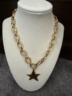 Gold Star Pendant Chain Necklace - Women Jewelry